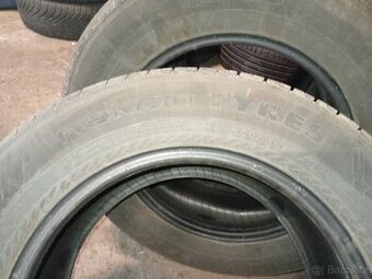 Nokian 215/65/16 - 1