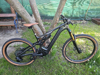 Zánovní našlapané karbonové elektrokolo S-WORKS, vel. S4(L)