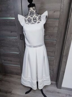 Společenské bílé šaty ASOS 44
