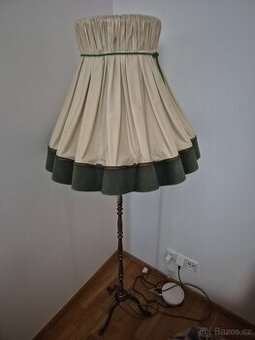 Starožitna lampa