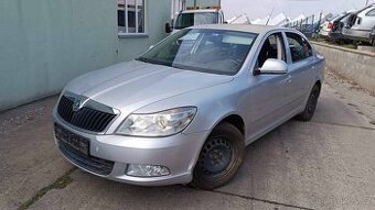 Škoda Octavia II 1.6tdi barva 9156
