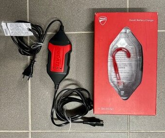Nabíječka akumulátoru DUCATI