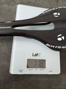 Sedlo Bontrager carbon