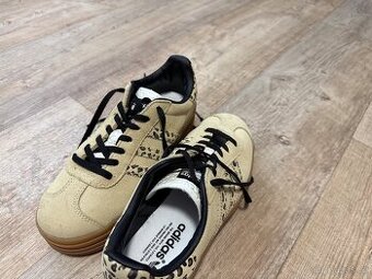 Boty adidas