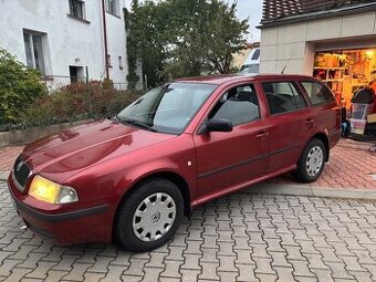 Octavia Combi 1.9 tdi 284 tkm. Klima.
