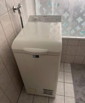 Pračka AEG Lavamat s horním plněním