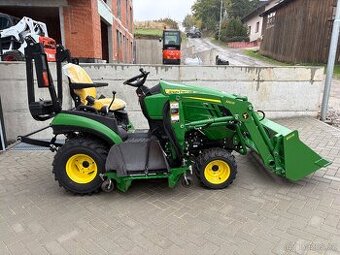 John deere 1025r