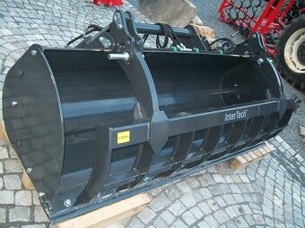 lopata s přidržovačem z výpalku pro manipulátory