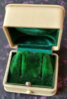 Stará šperkovnice Šteffek J.