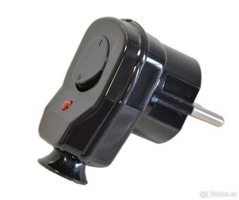 Síťová vidlice s vypínačem a kontrolkou ČERNÁ