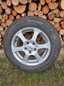 Zimní sada Dacia Duster CMS Nexen 215/65 R16