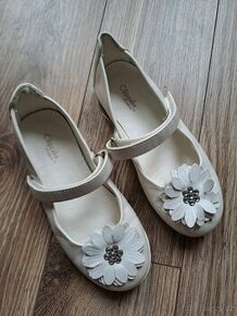 Střevíčky vel. 29