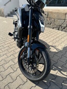 CFMOTO 300 NK