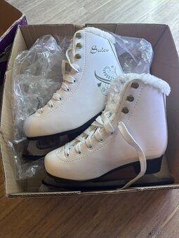 Dámské brusle Sulov