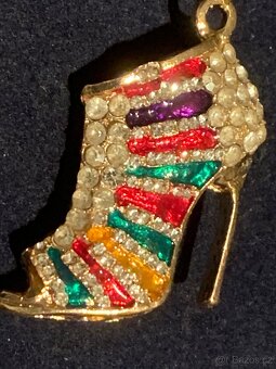 přívěs ,....délka řetízku 60cm