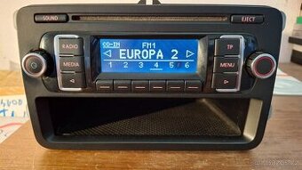 Autorádio VW RCD210 - Originál + PIN, plně funkční