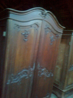 secese,skřín šatní,2ks,zámek funkční,před renovací