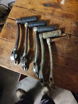 Startovací páky Jawa 250/353