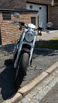 Harley - Davidson, Street Rod ( VR2 ) VRSCR ( dvoubarva ).