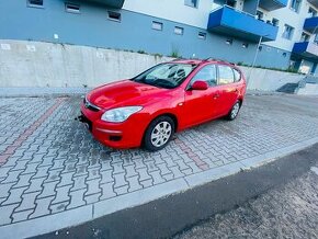 Hyundai i30Sw 1.6Crdi 85Kw. Rok2010 Top stav.