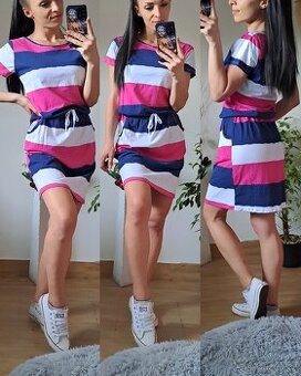 Sportovní šaty s kapsami