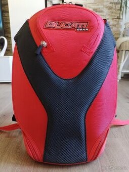 Ducati Gear pevný moto batoh