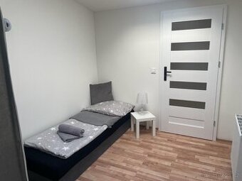 LEVNÉ UBYTOVÁNÍ PRAHA 9 BĚCHOVICE