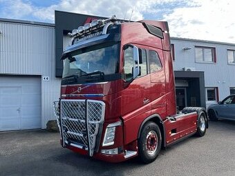 Volvo FH540 - tahač návěsů + hydraulika