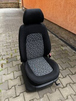 Sedačky Škoda Fabia 1