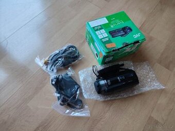 Kamera JVC GZ-RX645BE