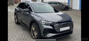 Audi Q4 e-tron 50, S-Line