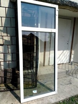 Okno nové nepoužité plastové,.Doprava
