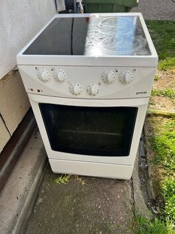 Elektrický sporák Gorenje sklokeramika