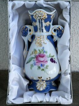 Váza Royal Dux Bohemia