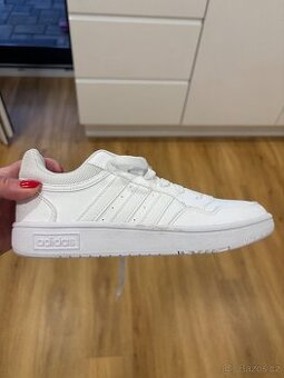 Nové tenisky adidas
