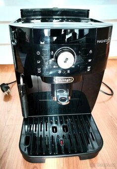 Automatický kávovar DeLonghi Magnifica S