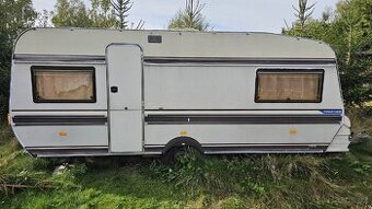 KARAVAN - HOBBY PRESTIGE 535