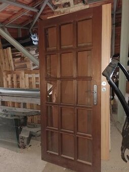 Vchodové dveře + interierové dveře