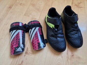 Dětské turf kopačky 33 a chráníče