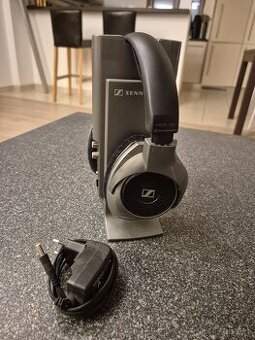 Sennheiser HDR 180 – bezdrátová sluchátka + základna + napáj