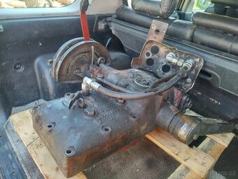 Víko hydrauliky 6945