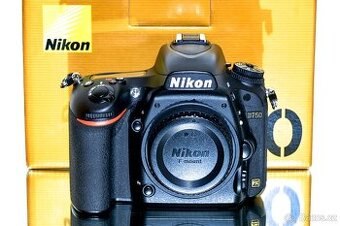 Nikon D750 TOP STAV