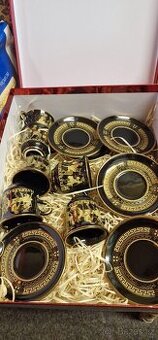 Sada šálků s podšálky