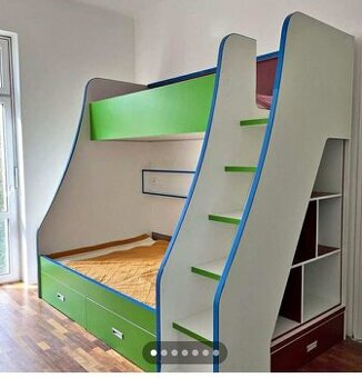 Palanda ( patrová postel )