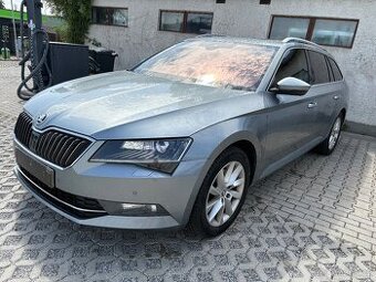 Škoda Superb 2.0 TDi,tažné ,výhřev skla,panorama