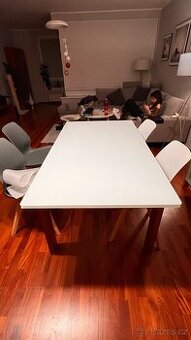 Daruji za odvoz jidelni stul Calligaris