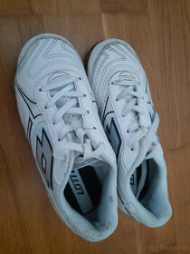 dětské boty (sálovky) Lotto velikost 30