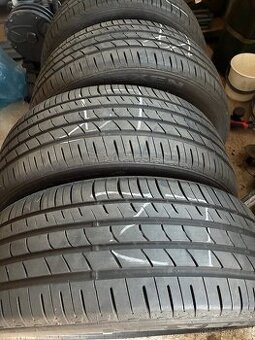 255/45 R20
