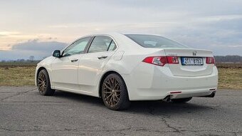 Honda Accord 2.4 VIII 148 kw / 201 PS automa