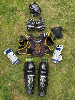 Hokejová výstroj BAUER (junior)